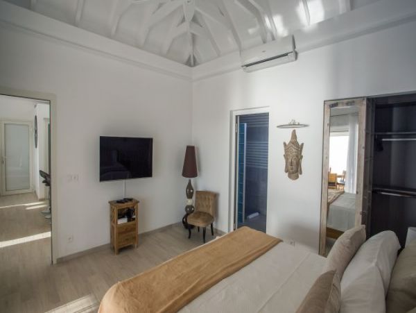 St. Barts Home 964317
