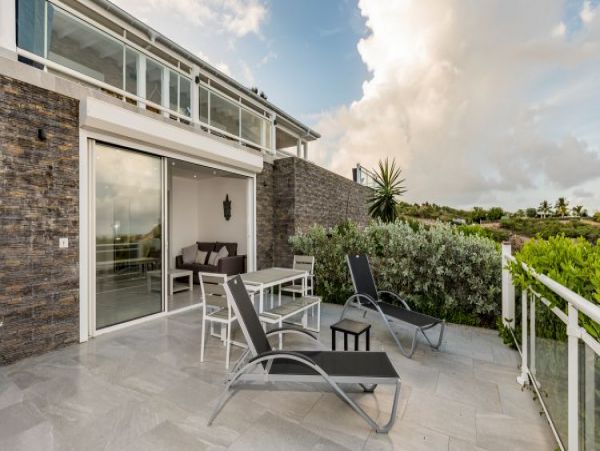 St. Barts Home 964317