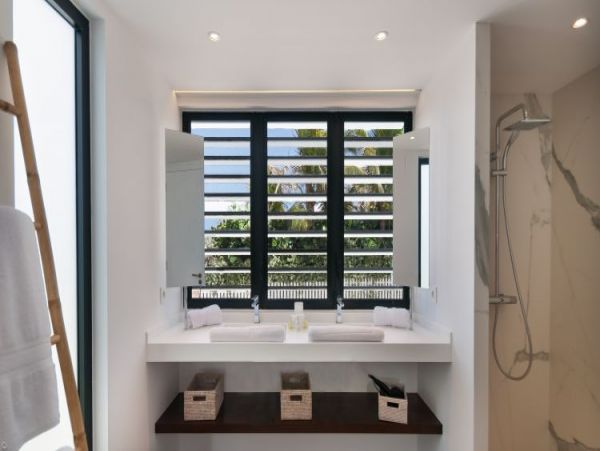 St. Barts Home 964318