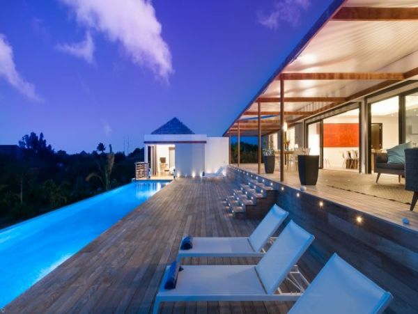 St. Barts Home 964318