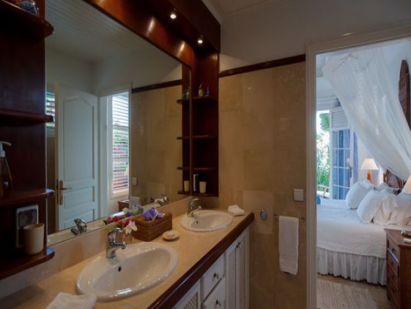 St. Barts Home 964320
