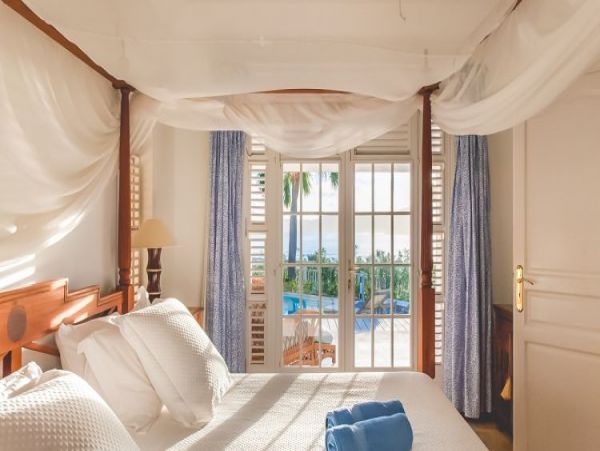 St. Barts Home 964320