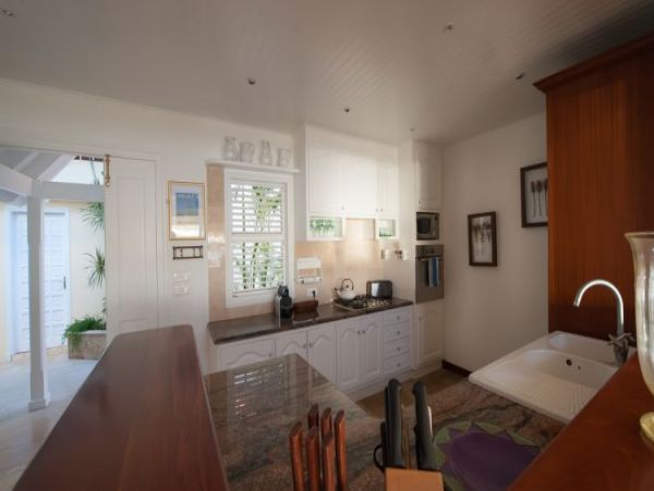 St. Barts Home 964320