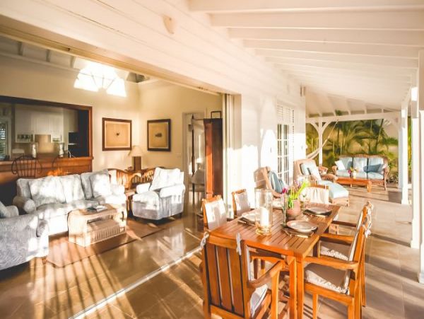 St. Barts Home 964320