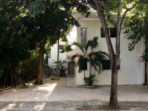 Playa del Carmen Luxury Vacation Pool Home