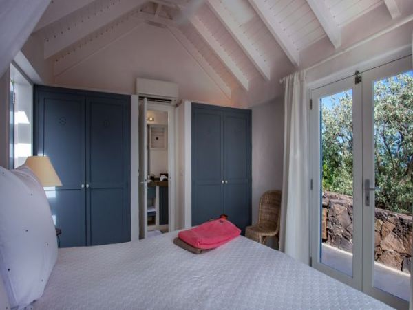St. Barts Home 964323