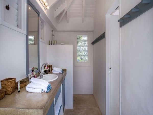 St. Barts Home 964323