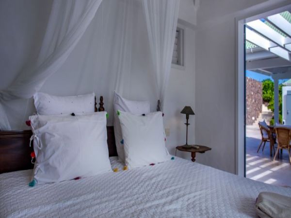 St. Barts Home 964323