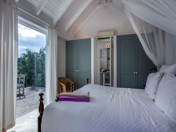 St. Barts Home 964323