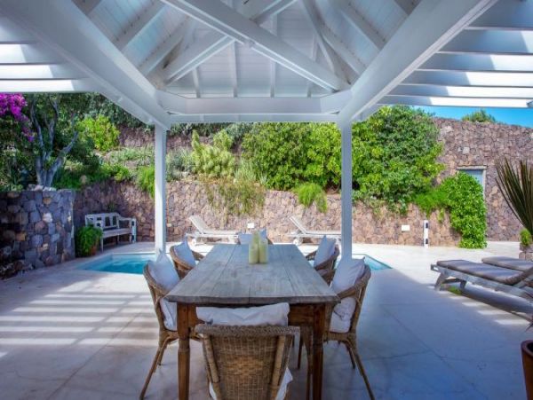 St. Barts Home 964323