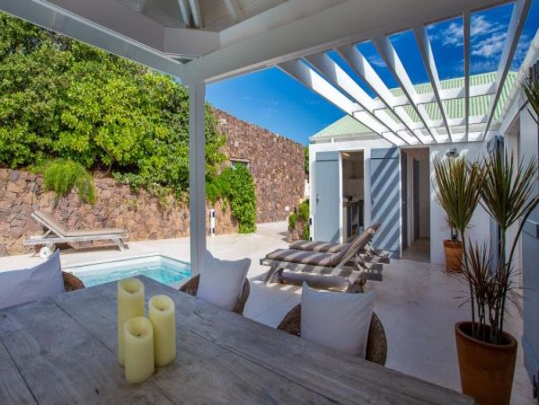 St. Barts Home 964323