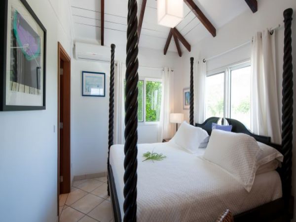 St. Barts Home 964324