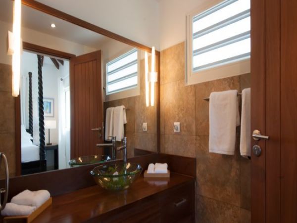 St. Barts Home 964324