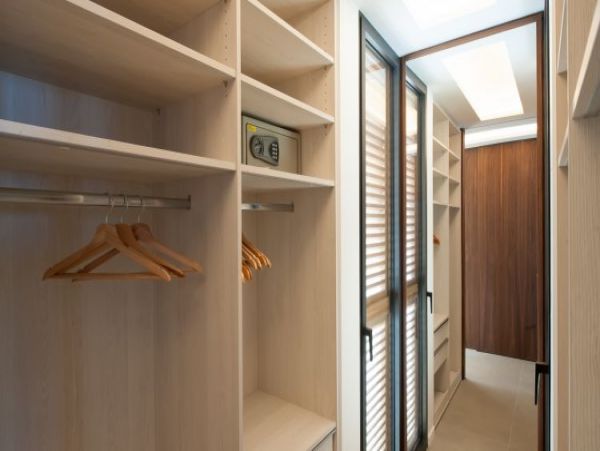 St. Barts Home 964326