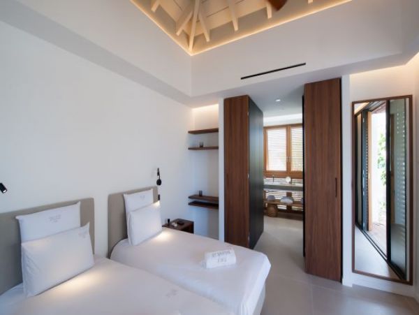 St. Barts Home 964326