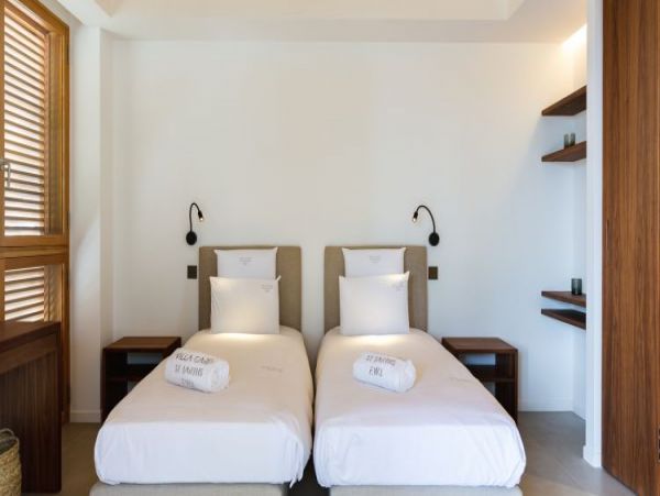 St. Barts Home 964326