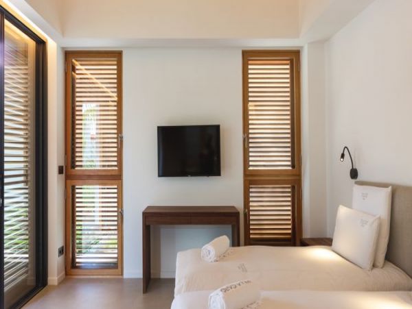 St. Barts Home 964326