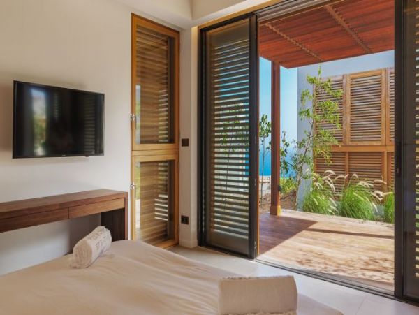 St. Barts Home 964326