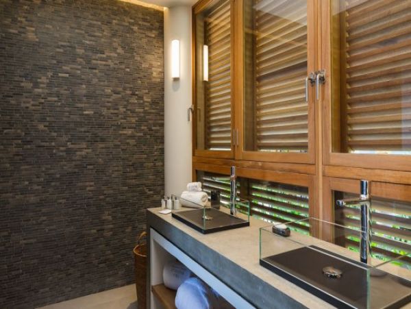 St. Barts Home 964326