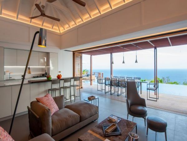 St. Barts Home 964326