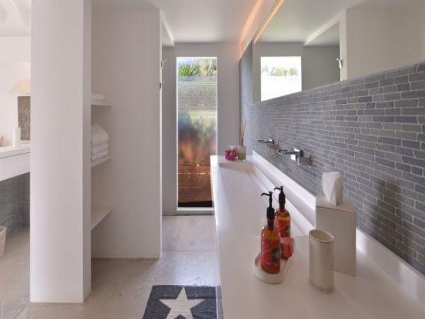 St. Barts Home 964328
