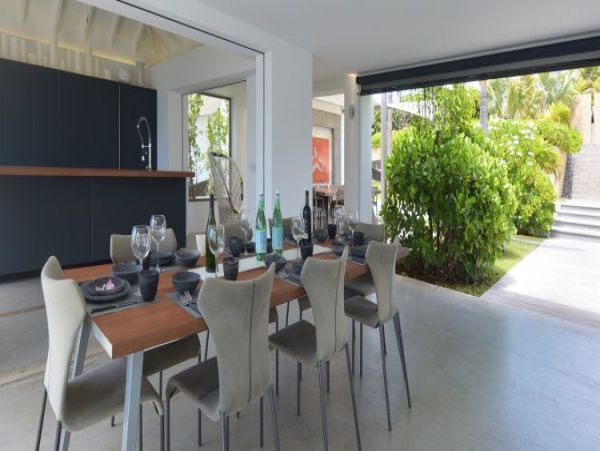 St. Barts Home 964328