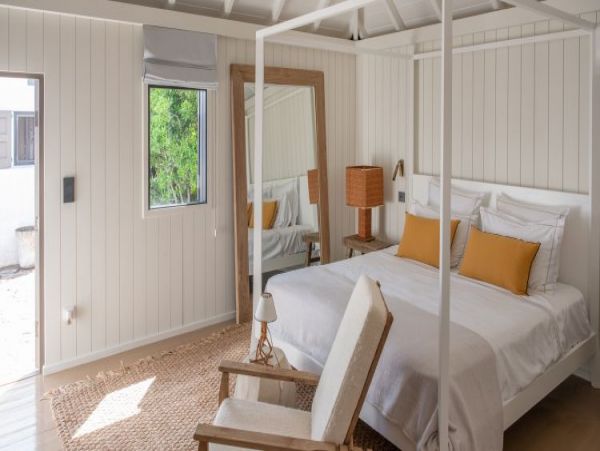St. Barts Home 964330
