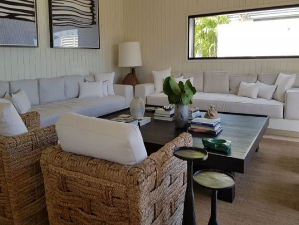 St. Barts Home 964330