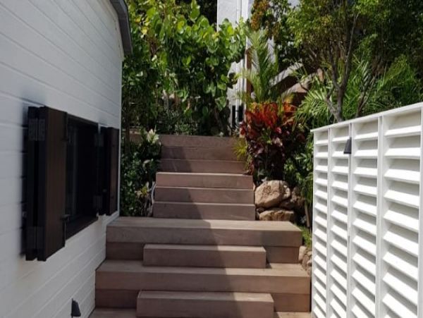 St. Barts Home 964330