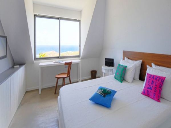 St. Barts Home 964331