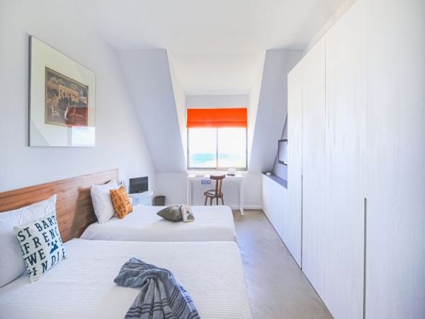 St. Barts Home 964331