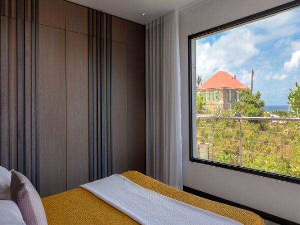 St. Barts Home 964333