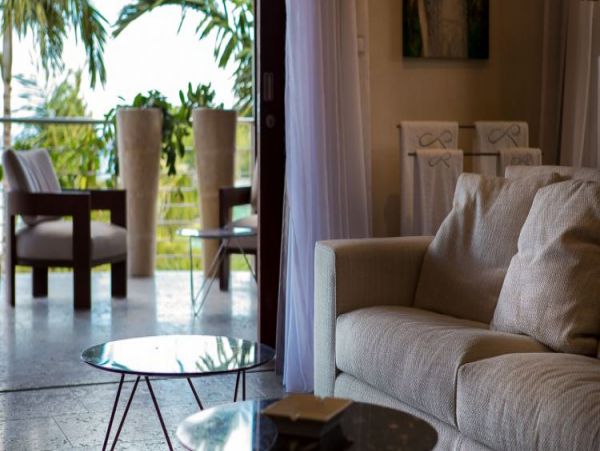 St. Barts Home 964334