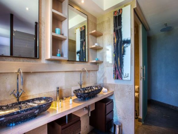 St. Barts Home 964334