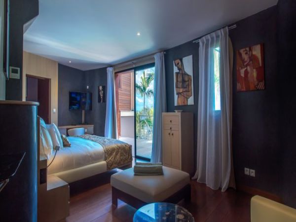 St. Barts Home 964334