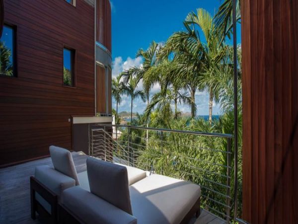 St. Barts Home 964334
