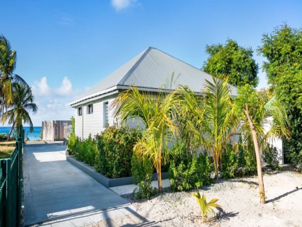 St. Barts Home 964335