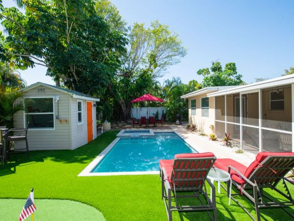 Anna Maria 2 Bedroom Vacation Home Walk To Beach