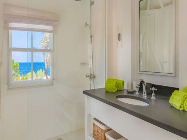 St. Barts Home 964337