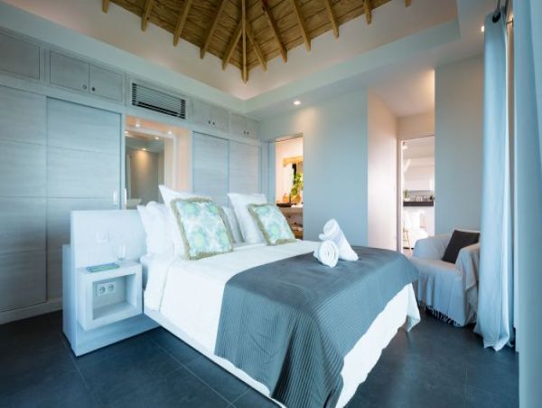 St. Barts Home 964339