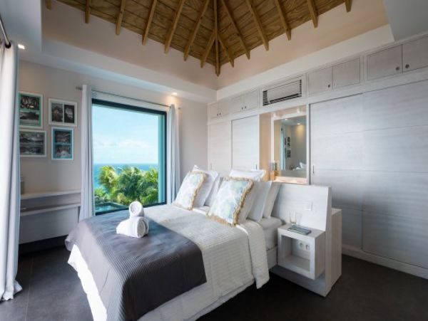 St. Barts Home 964339