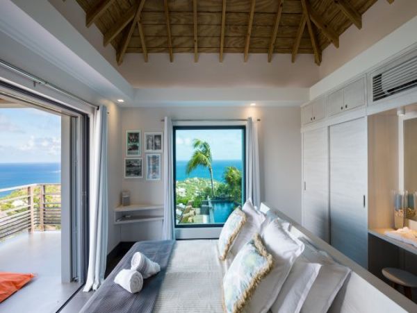 St. Barts Home 964339