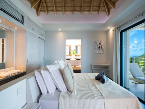 St. Barts Home 964339