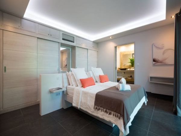 St. Barts Home 964339