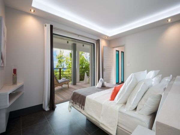 St. Barts Home 964339