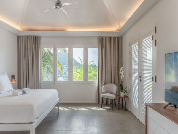 St. Barts Home 964340