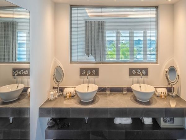 St. Barts Home 964340