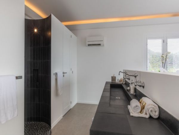St. Barts Home 964340