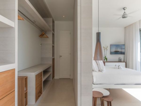 St. Barts Home 964340