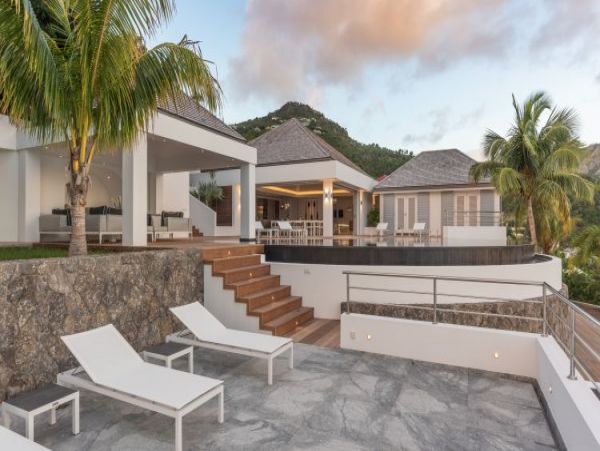 St. Barts Home 964340